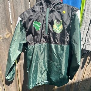 Milwaukee bucks windbreaker